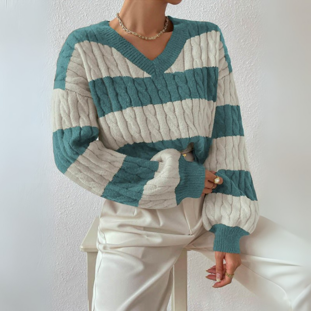 Morta | Comfy V-Neck Jumper