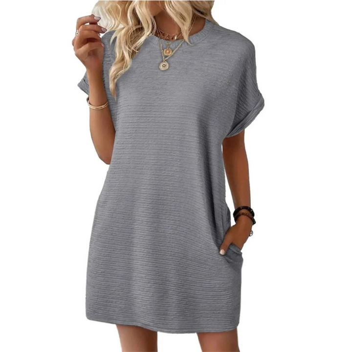 Carla | Casual Minimalist Round Neck Summer Dress