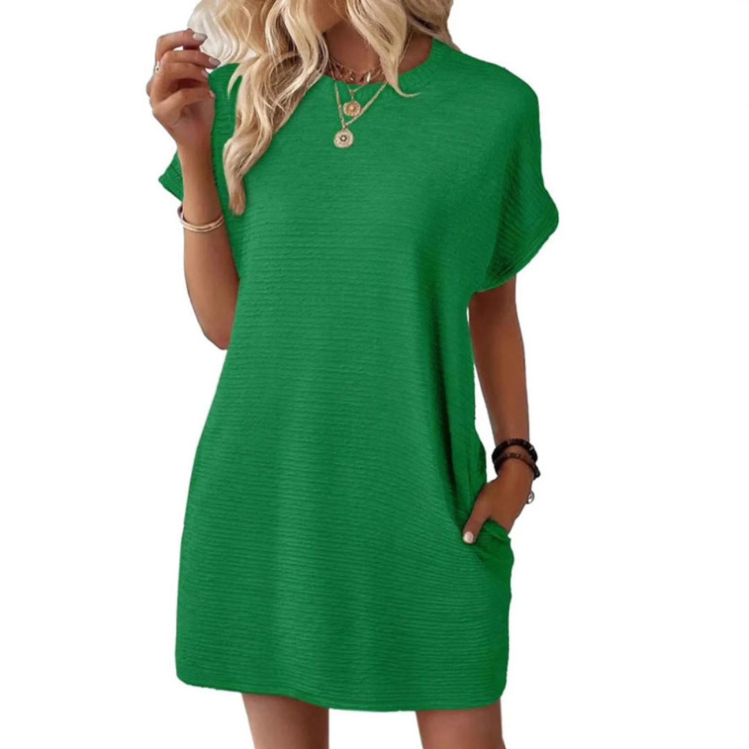 Carla | Casual Minimalist Round Neck Summer Dress
