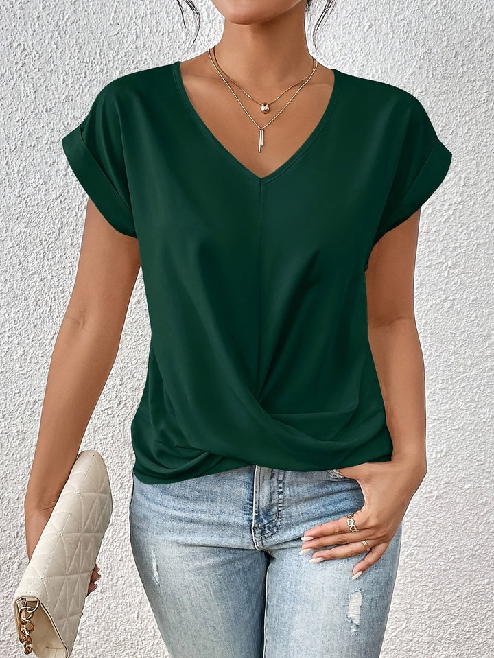 Evelyn | Casual T-shirt With Sweetheart Neckline