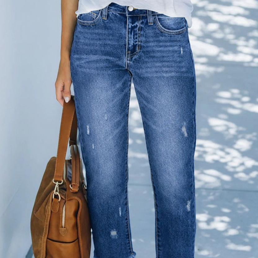 Harper | Retro Short Straight Jeans